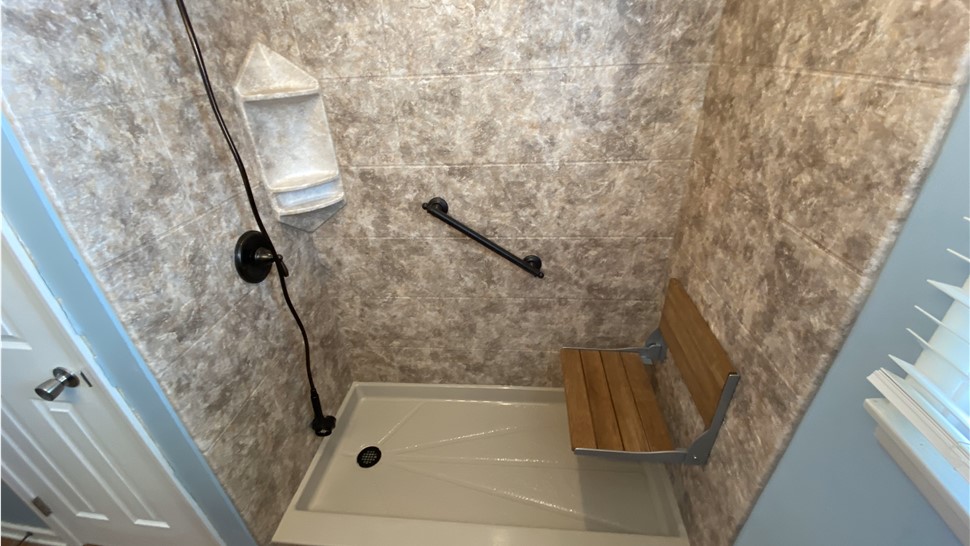 Bathroom Remodeling Photo 8