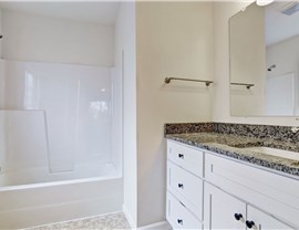 Bathroom Remodeling - Replacement Tubs Photo 2