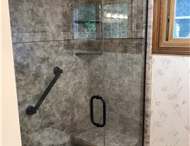 Bathroom Remodeling - Walk-in Showers Photo 4