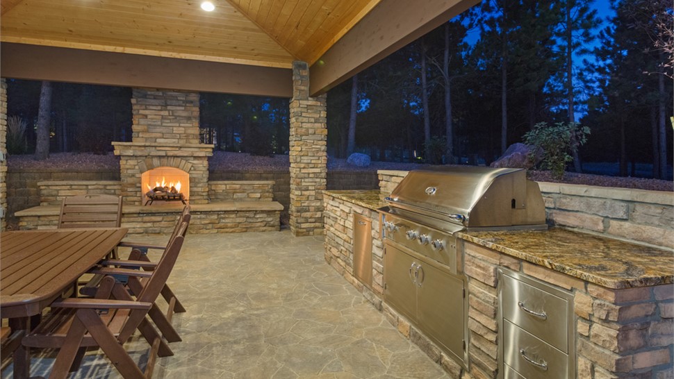 Outdoor Living Photo 6