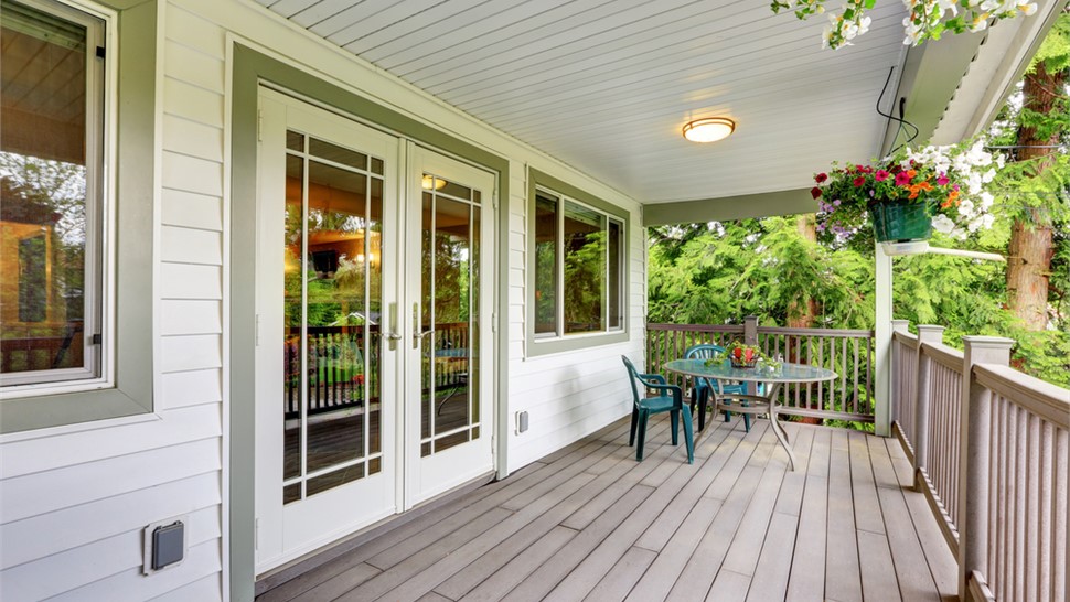 Custom Decking Photo 84