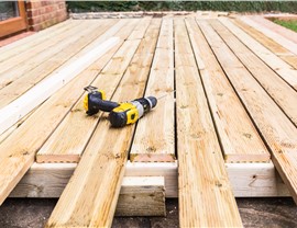 Custom Decking Photo 31