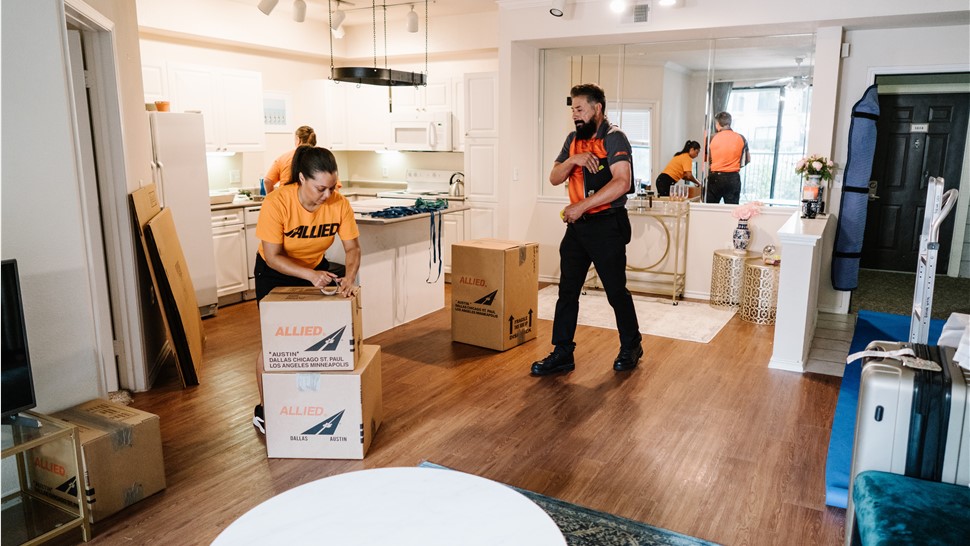 Residential Movers Photo 1