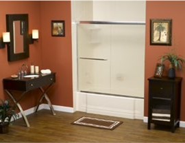 Bath Enclosures Photo 2