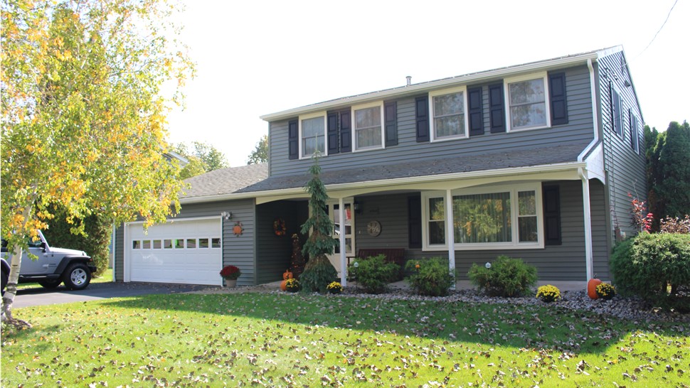 Siding Photo 2