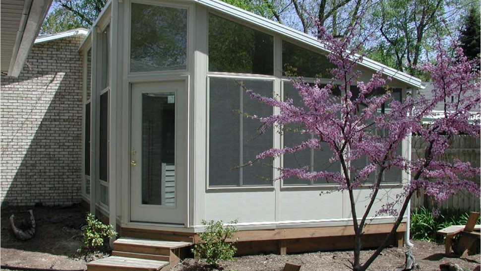 Sunrooms- Screen Porch Photo 1