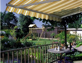 Awnings- Retractable Photo 2