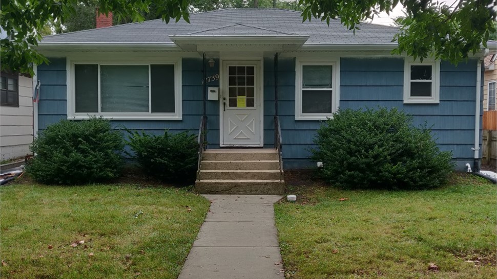 Siding Project Project in Lansing, IL by Compass Window and Door