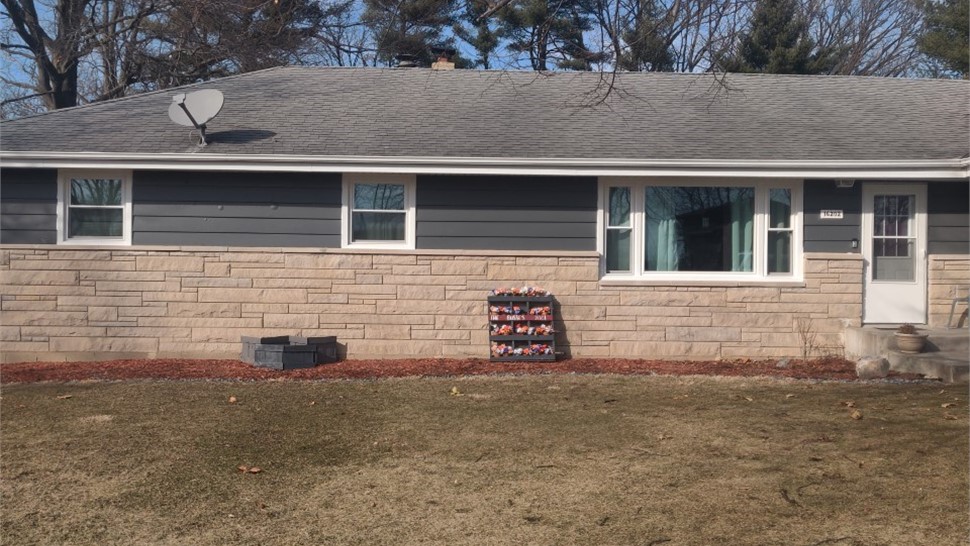 Windows Project in Manhattan, IL by Compass Window and Door