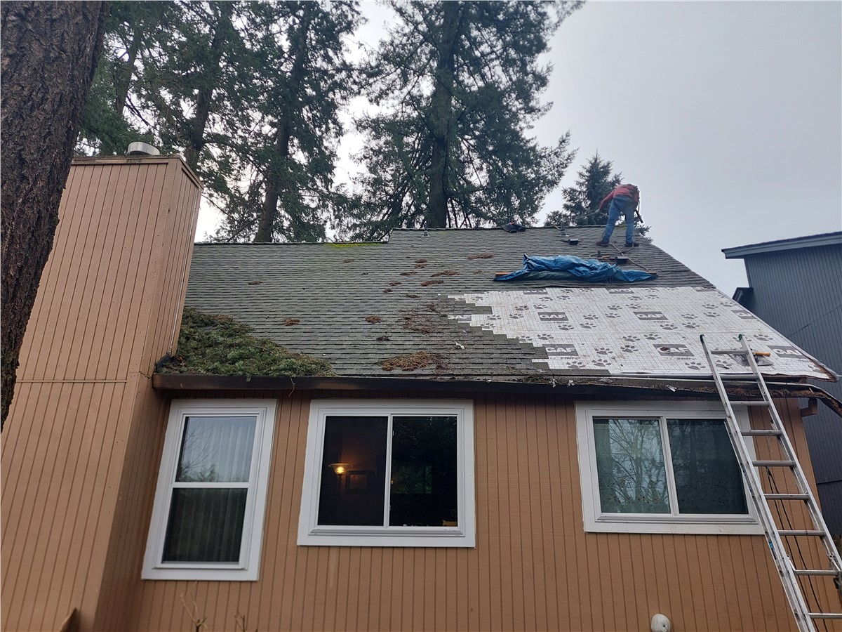 24-Hour Emergency Tarping & Roof Repair in Portland & Beaverton, OR