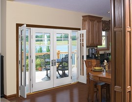 Doors - Door Replacement Photo 41
