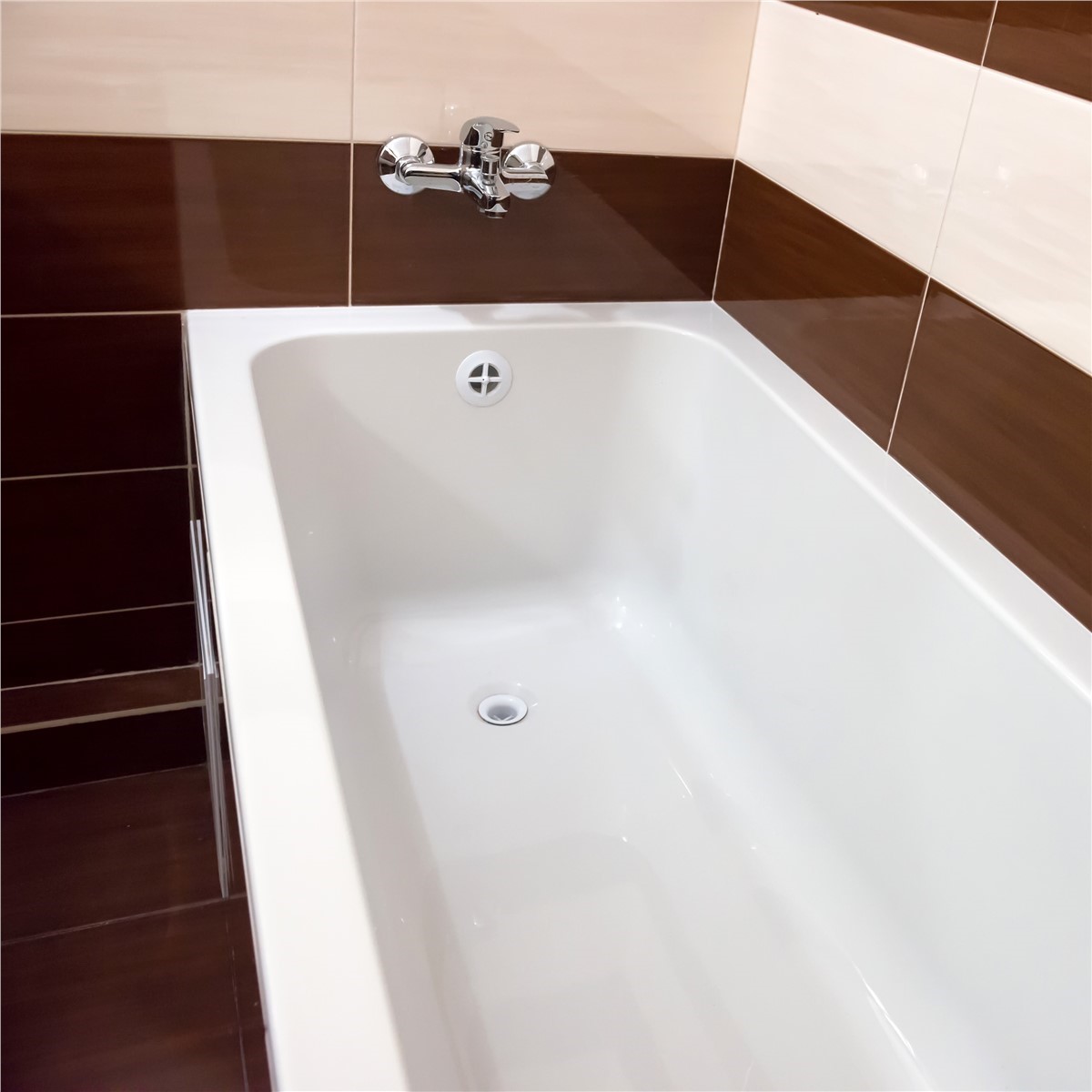 Child-Friendly Bathroom Remodeling: How a New Bathtub Make Life Easier With Kids