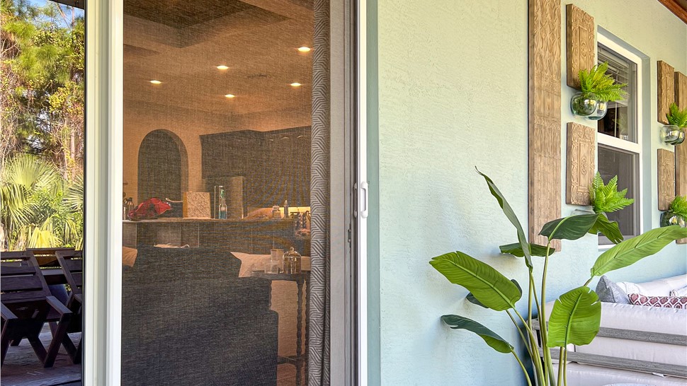 Retractable Screens - Single Door Screens 2 Photo 67