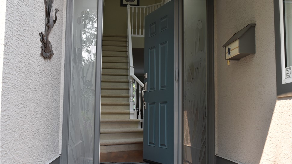 Retractable Screens - Single Door Screens 1 Photo 93