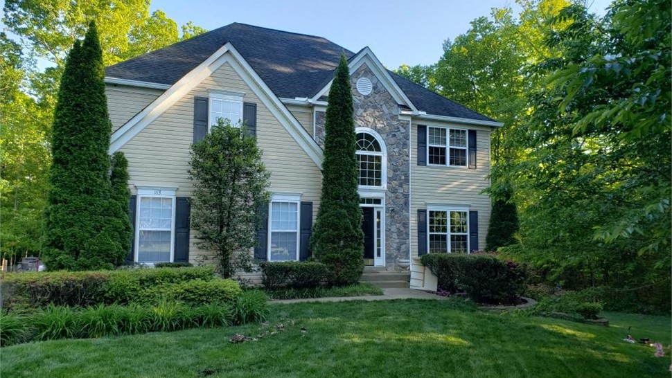 Gutters Project Project in Stafford, VA by DreamHome, Inc.