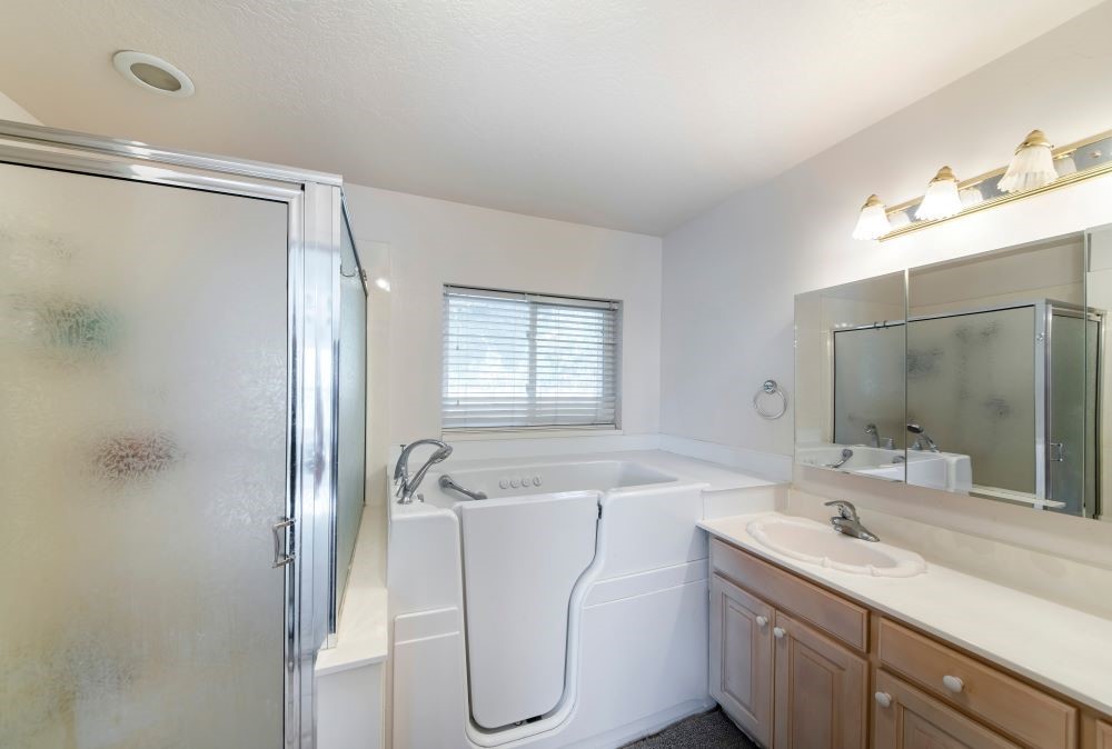 Improving Bathroom Accessibility: How Walk-In Tubs Can Help