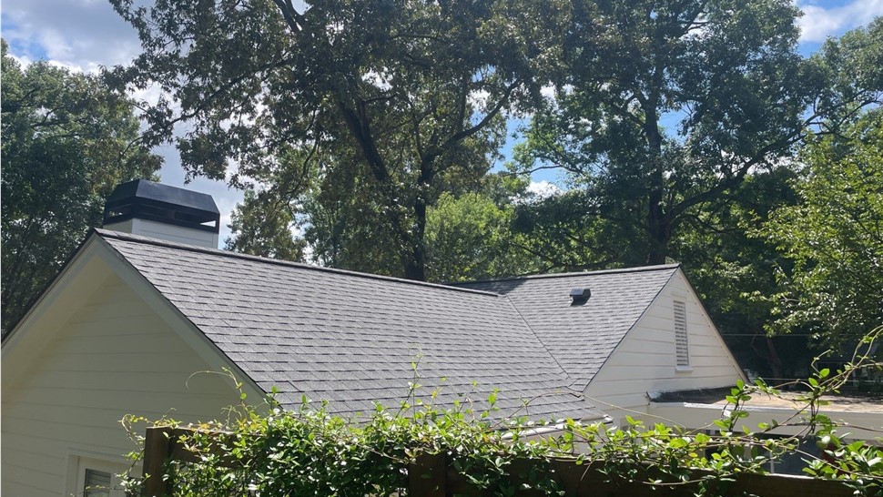 Roof Replacement makes house shine again in Atlanta
