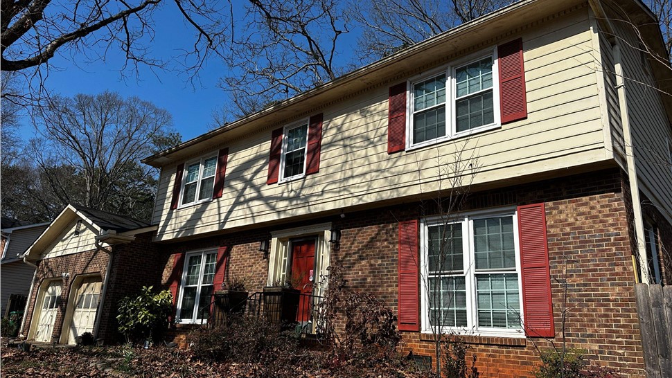 Siding Project in Stone Mountain, GA by Dr. Roof