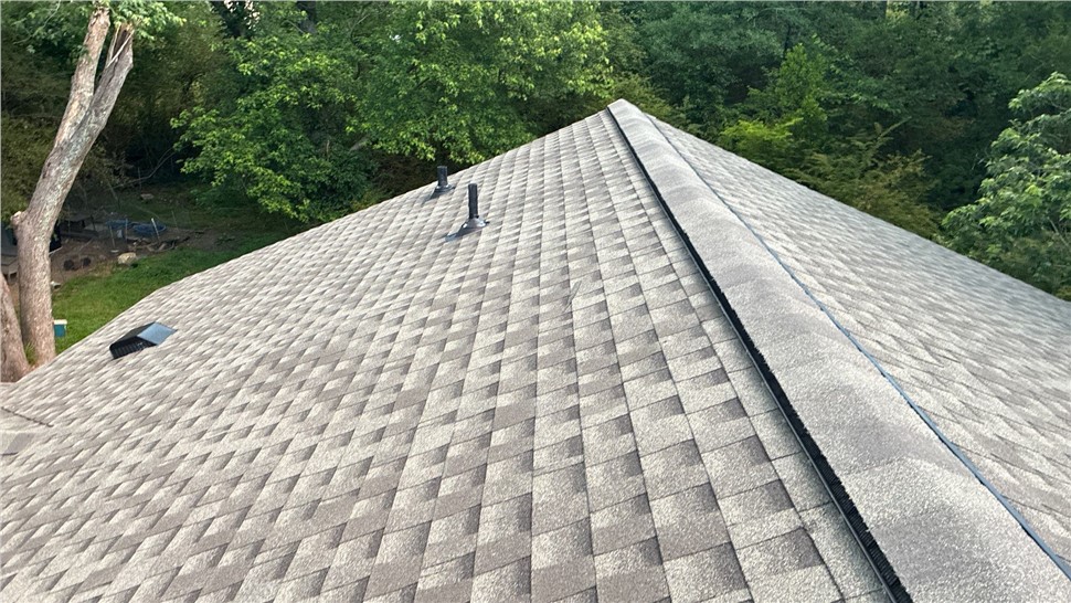 Roof Replacement Project in Center Point, Alabama by Dr. Roof