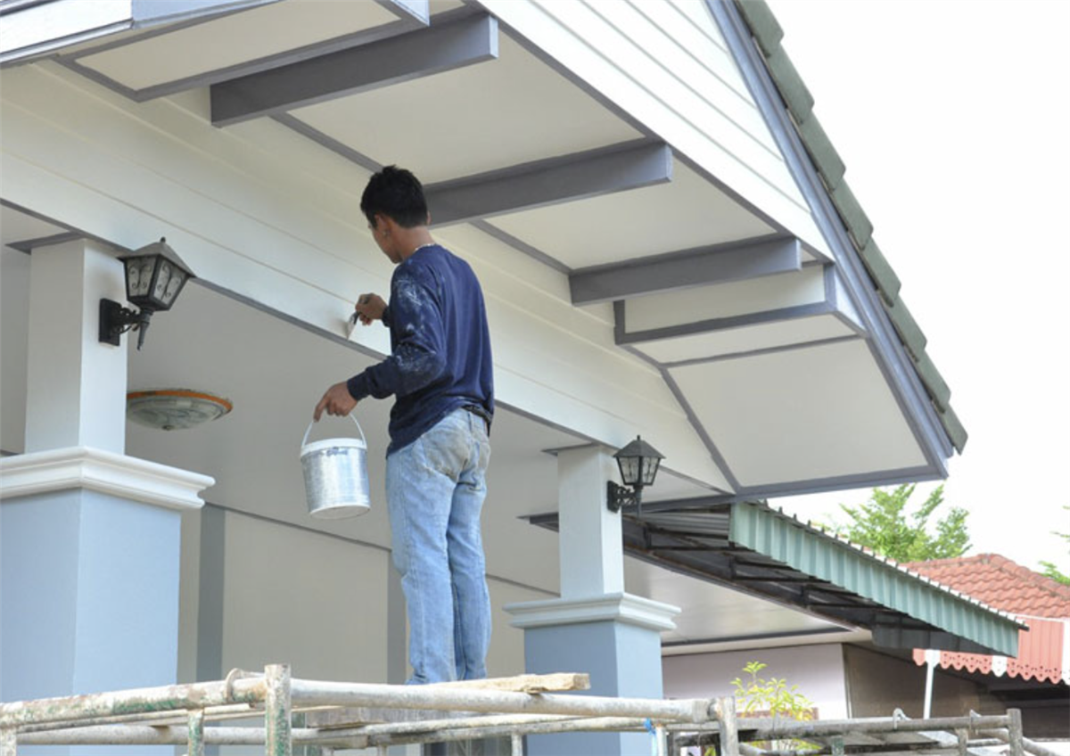 Why Exterior Paint Fails Early and How to Make Sure Yours Doesn't