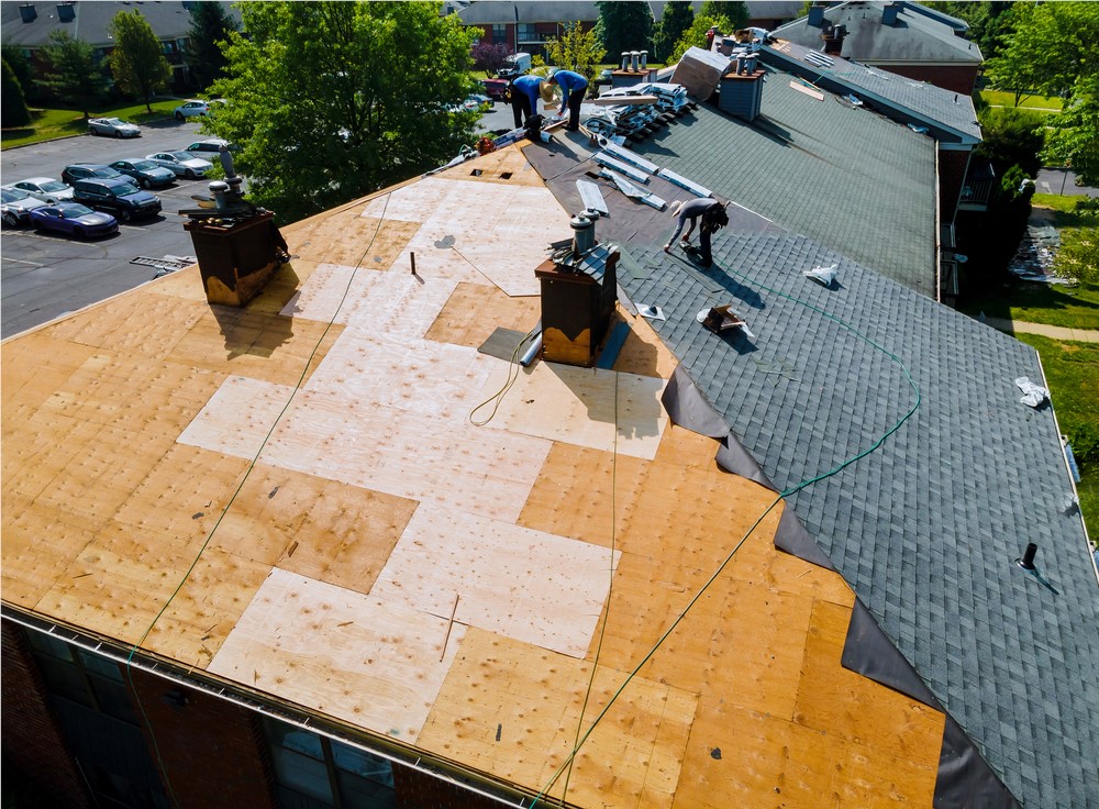 Steps For Replacing Your Roof For The New Year