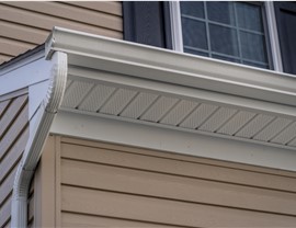 Seamless Gutters Photo 4