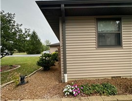 Seamless Gutters Photo 61