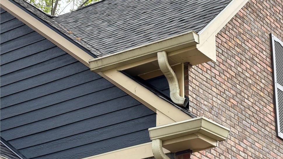 Siding Project in Clarksville, Tennessee by Eenigenburg Exteriors