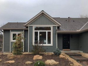 EDCO: Willow &amp; Sage (https://www.edcoproducts.com/inspiration.html?f.product=siding&amp;f.building=single&amp;mi.id=etx-willows6-sagev12-01-1)Board and Batten Metal Siding 