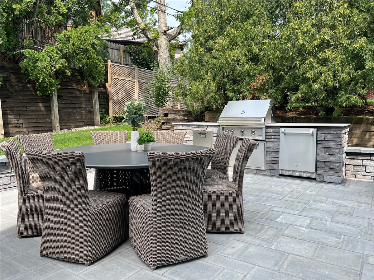 Innovative Outdoor Kitchen Designs: Elevating Your Culinary Experience