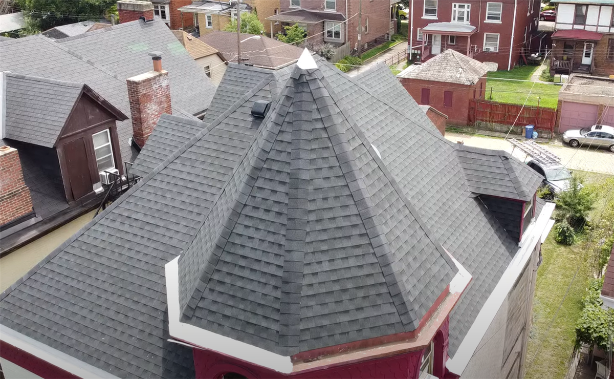 How Do Roofers Handle Steep Roofs in Older Pittsburgh Neighborhoods?