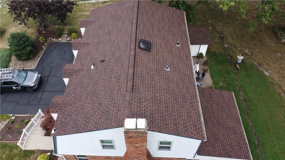 Roofing - Asphalt Shingles Photo 2