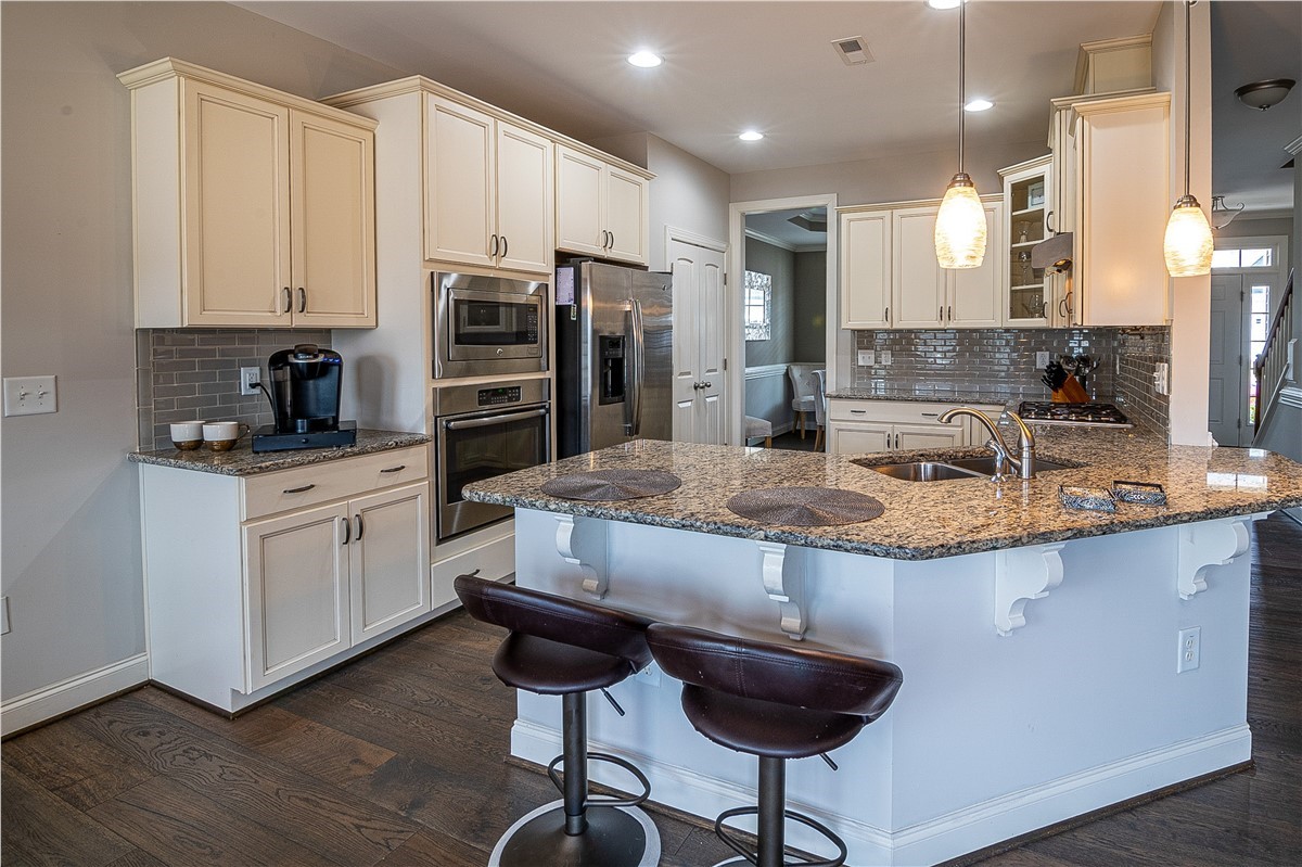 Benefits of a Full Kitchen Remodel