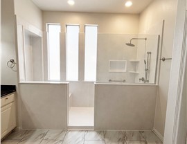 Custom Showers Photo 75