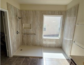 Barrier Free Showers Photo 96