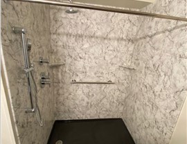 Roll-in Showers Photo 23