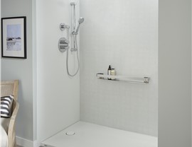 Walk-in Showers Photo 8