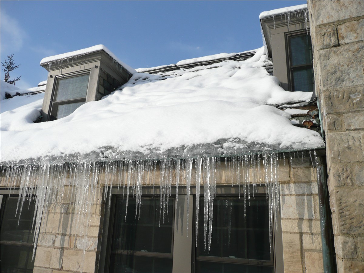 How the Different Winter Elements Impact your Home’s Roof