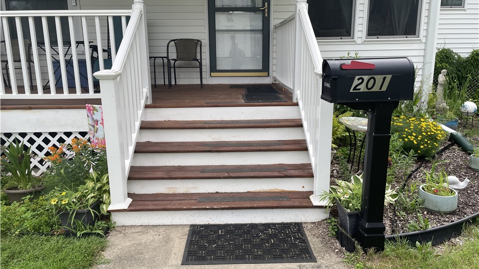 Decks Project in Kalamazoo, Michigan by Hutcherson Construction