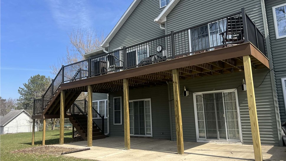 Decks Project in Kalamazoo, Michigan by Hutcherson Construction