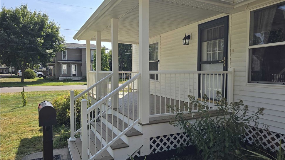 Decks Project in Kalamazoo, Michigan by Hutcherson Construction