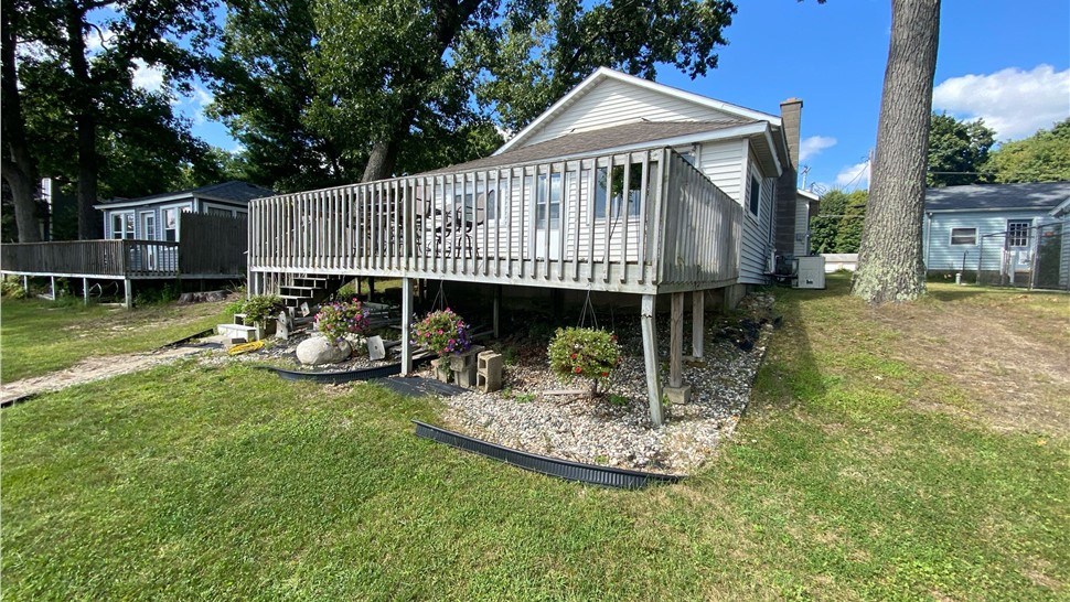 Decks Project in Kalamazoo, Michigan by Hutcherson Construction