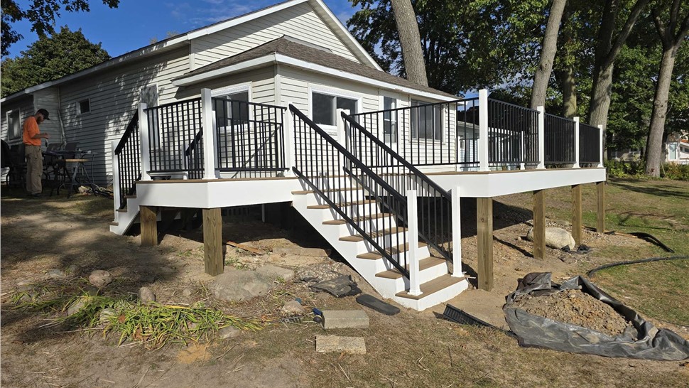 Decks Project in Kalamazoo, Michigan by Hutcherson Construction