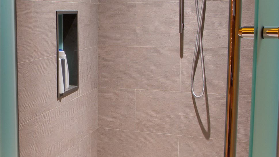 Crushed Stone Shower| EZ Baths | Baton Rouge Bath Remodeler