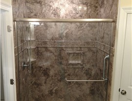 Shower Surrounds Photo 4