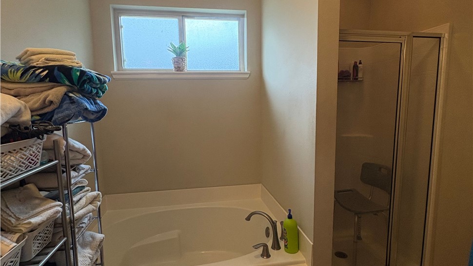 Bathroom Conversions Project in Marrero, Louisiana by EZ Baths, LLC