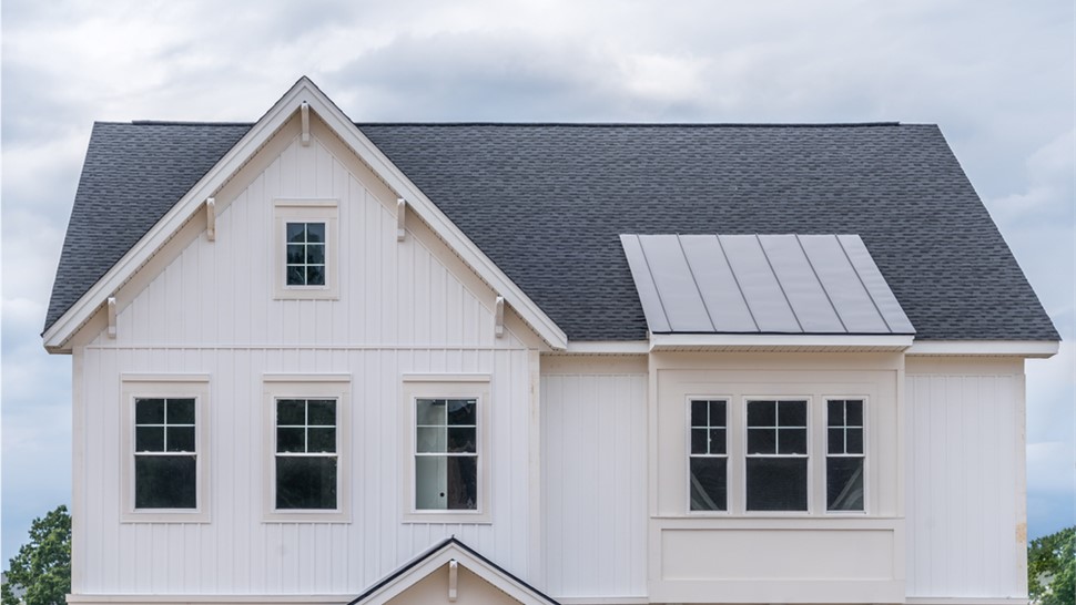 Siding - Vertical Siding Photo 1