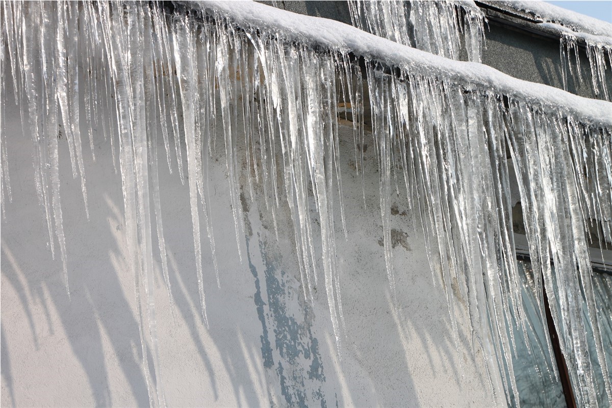 Ice dams may look pretty but they can be very destructive. Learn how to prevent them from happening again!