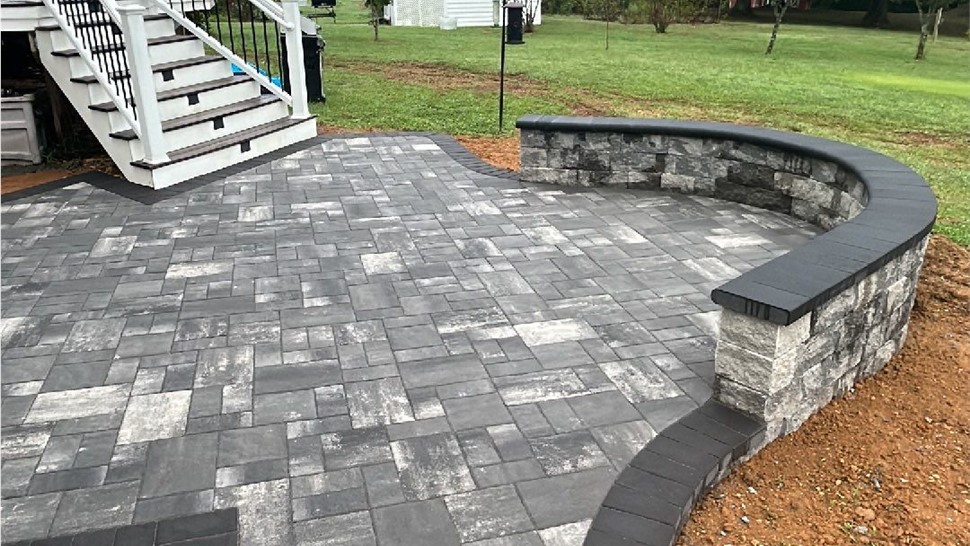 Outdoor Living - Patios Photo 1