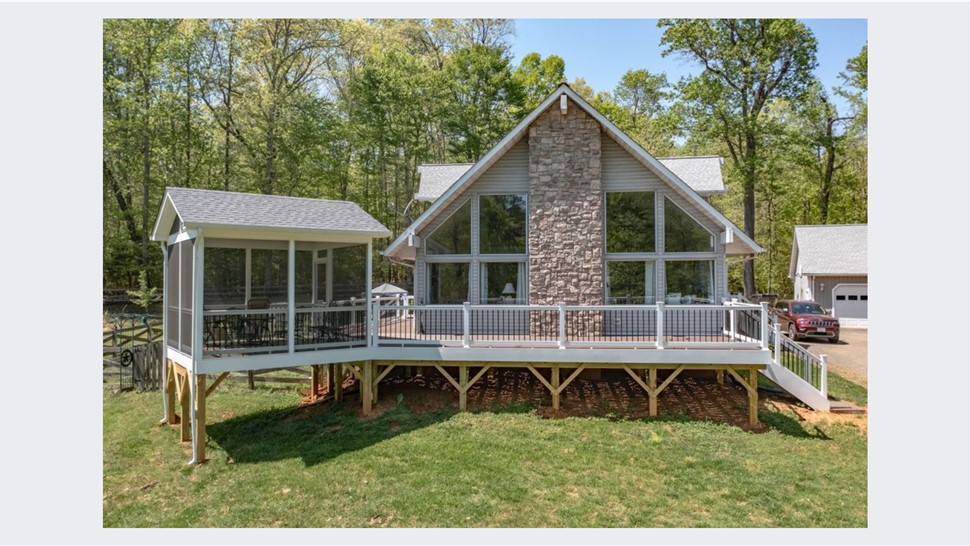 Outdoor Living Photo 5